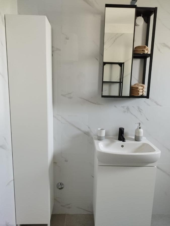 Apartmani Triva 1 Split Bagian luar foto
