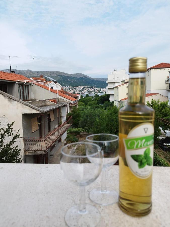 Apartmani Triva 1 Split Bagian luar foto